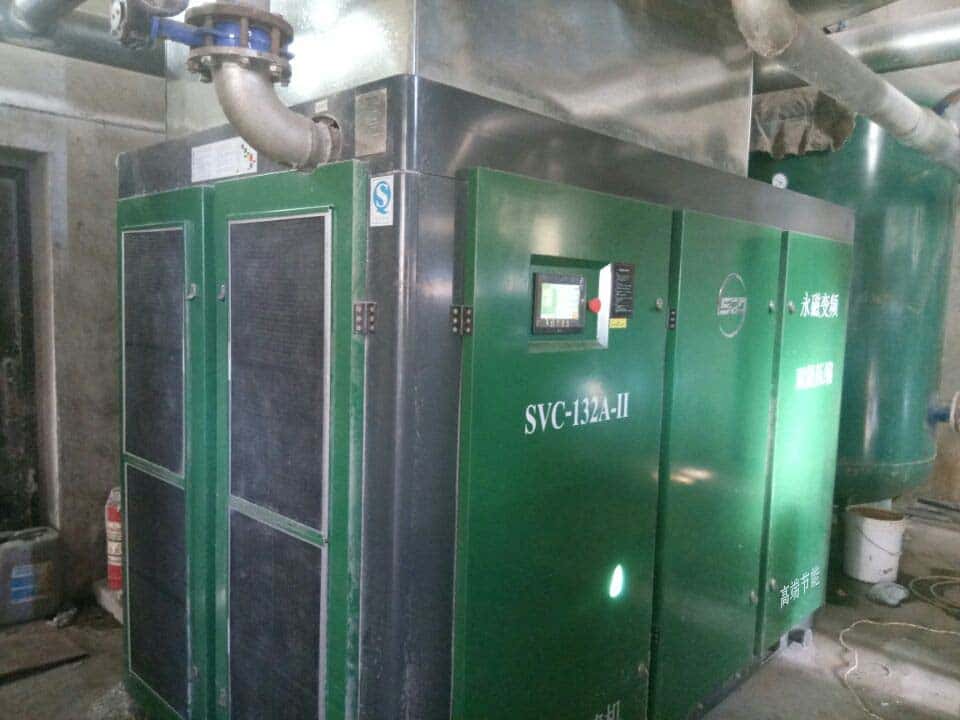 ����׃�l�Չ��C